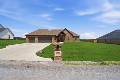 /international/us/4254-mesa-dr-elgin-ok-110107826718/