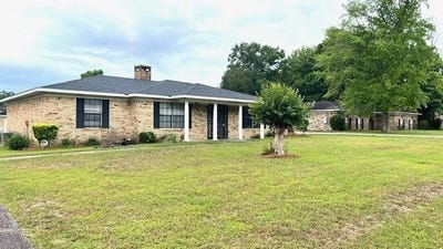 /international/us/saraland-al-110107717367/