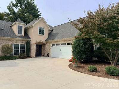 /international/us/149-42nd-avenue-drive-nw-hickory-nc-110120563581/