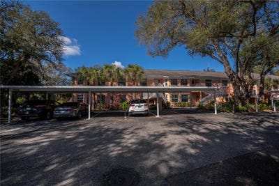 /international/us/19300-water-oak-drive-102-port-charlotte-fl-110105867305/
