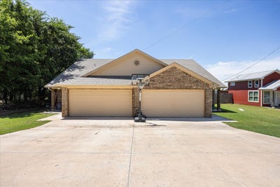 /international/us/403-w-5th-street-tolar-tx-110108684166/