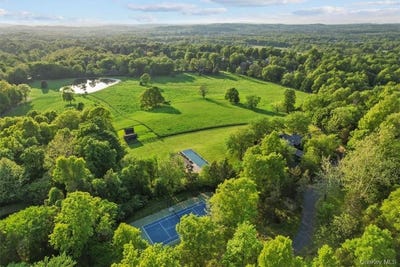 /international/us/101-mountain-lodge-washingtonville-ny-110094538286/