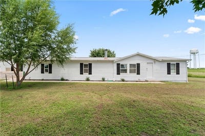 /international/us/9756-w-399-street-lacygne-ks-110101189018/