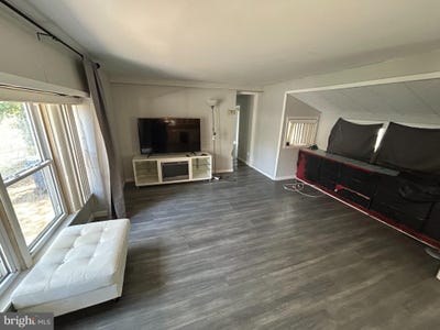 /international/us/3370-liberty-street-browns-mills-nj-110099081756/
