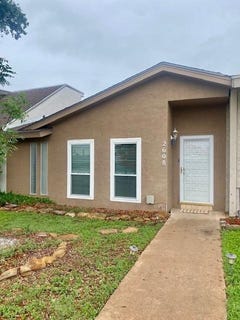 /international/us/2608-sunset-drive-san-angelo-tx-110104582800/