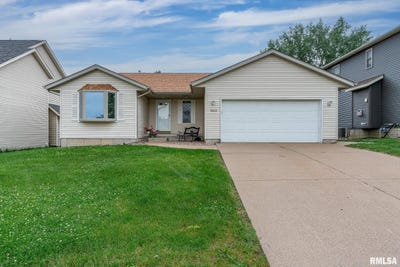 /international/us/6939-cresthill-drive-davenport-ia-110099976481/