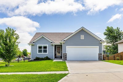 /international/us/803-patchett-drive-ne-mitchellville-ia-110101233715/?lang=en