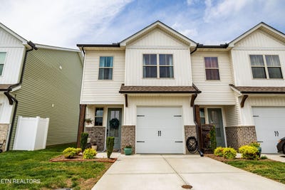 /international/us/305-harper-village-way-lenoir-city-tn-110107995723/