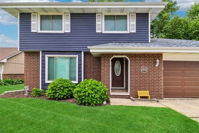 /international/us/901-e-17th-street-n-newton-ia-110109120224/