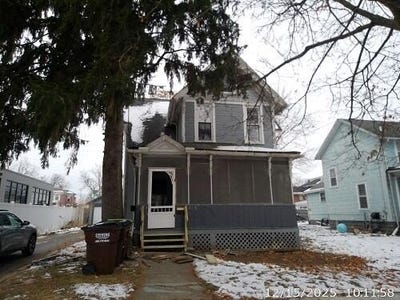 /international/us/418-e-church-street-adrian-mi-110105900901/