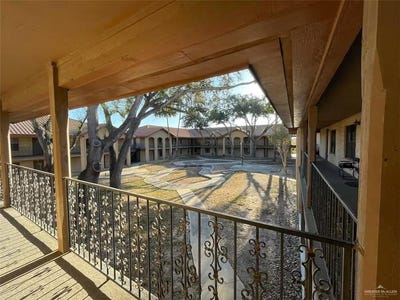 /international/us/1921-s-8th-street-mcallen-tx-110104788628/