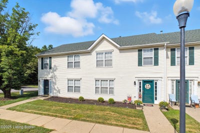 /international/us/8013-hunter-green-way-louisville-ky-110101001242/