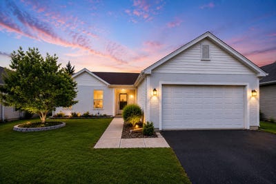 /international/us/216-magnolia-drive-north-aurora-il-110108752410/