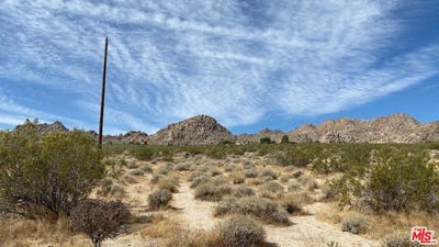/international/us/63793-twentynine-palms-hwy-joshua-tree-ca-110106695819/?lang=it
