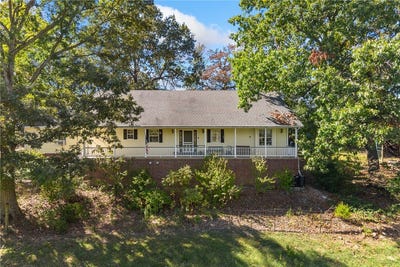 /international/us/8061-blevins-road-harrison-ar-110120647835/