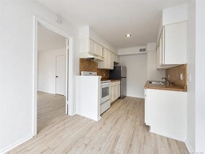 /international/us/4446-e-68th-street-tulsa-ok-110120662284/