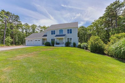 /international/us/15-littlefield-pond-road-harwich-ma-110100592299/