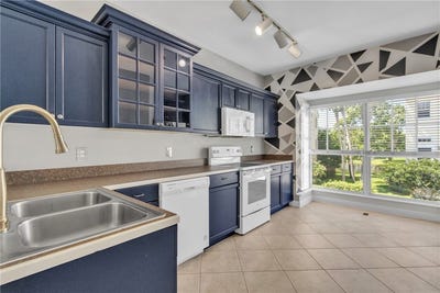 /international/us/1630-42nd-square-vero-beach-fl-110106758716/