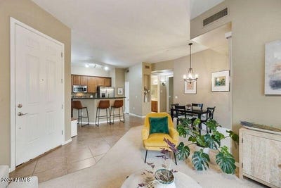 /international/us/3330-s-gilbert-road-chandler-az-110100036633/