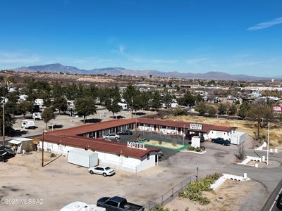 /international/us/1150-s-highway-80-benson-az-110097222863/