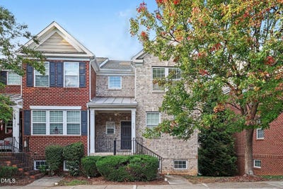 /international/us/324-old-mill-village-drive-apex-nc-110120449718/