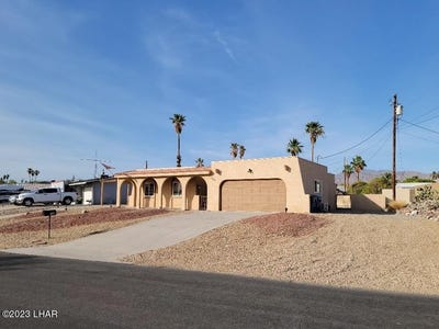 /international/us/196-wayfarer-ln-lake-havasu-city-az-110086523386/