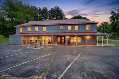 /international/us/1258-highway-126-bristol-tn-110108412697/