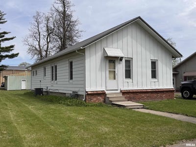 /international/us/1216-e-carroll-street-macomb-il-110099088708/