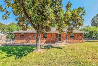 /international/us/406-s-claremont-ave-sherwood-ar-110110254109/