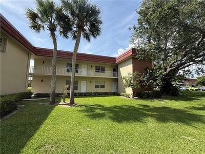/international/us/99-spring-lake-drive-vero-beach-fl-110108387287/