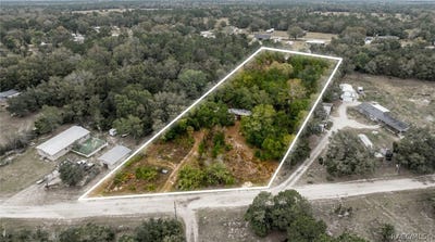 /international/us/9360-n-ulysses-way-crystal-river-fl-110108930724/