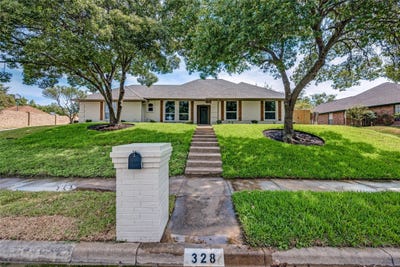 /international/us/328-sexton-lane-benbrook-tx-110110368599/
