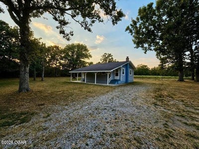 /international/us/13490-hickory-drive-neosho-mo-110120019454/
