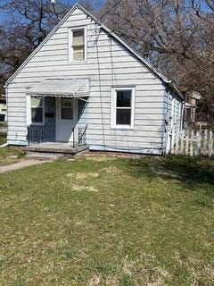 /international/us/226-dunlap-street-lansing-mi-110107164637/