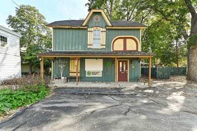 /international/us/511-n-grand-ave-waukesha-wi-110120054157/