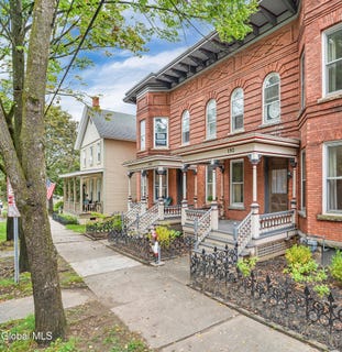 /international/us/192-grand-avenue-saratoga-springs-ny-110120019400/