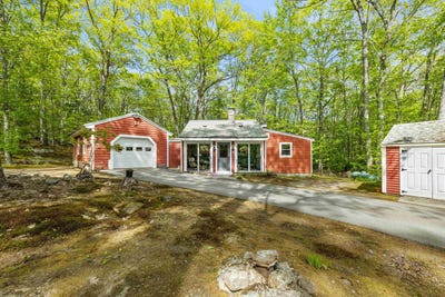 /international/us/9-red-oak-road-barnstead-nh-110108489548/