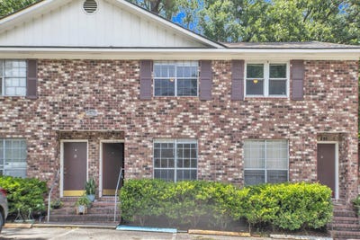 /international/us/1212-boone-hill-road-summerville-sc-110108444536/