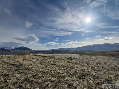 /international/us/tbd-sagebrush-avenue-salmon-id-110098666135/?lang=pt