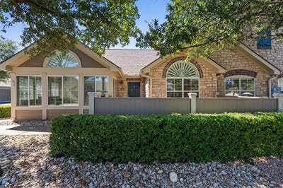/international/us/30-wildwood-dr-georgetown-tx-110102858573/