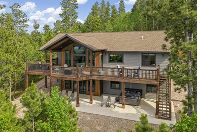 /international/us/6621-green-mountain-court-spearfish-sd-110105796790/