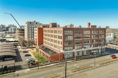/international/us/4100-forest-park-avenue-st-louis-mn-110108397943/