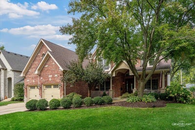 /international/us/445-buckeye-drive-naperville-il-110108015599/