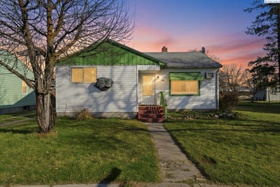 /international/us/246-s-burke-connell-wa-110105698284/