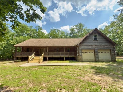 /international/us/225-coburn-lane-appomattox-va-110100353967/