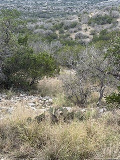 /international/us/sd45415-rocksprings-tx-110120497520/