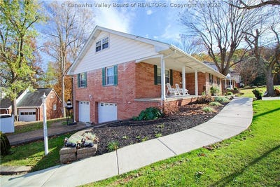 /international/us/1502-village-drive-south-charleston-wv-110108392408/
