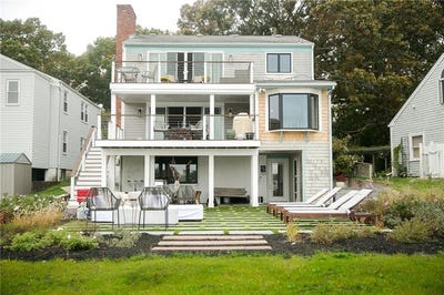 /international/us/126-riverside-drive-east-providence-ri-110107751195/