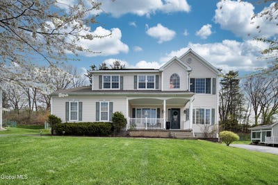 /international/us/39-utica-avenue-latham-ny-110107502207/