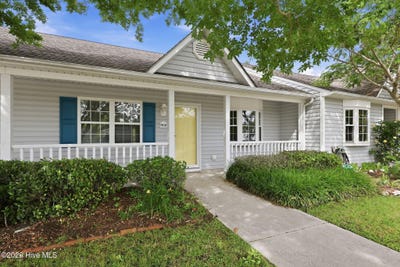 /international/us/502-courtyard-e-beaufort-nc-110108073073/